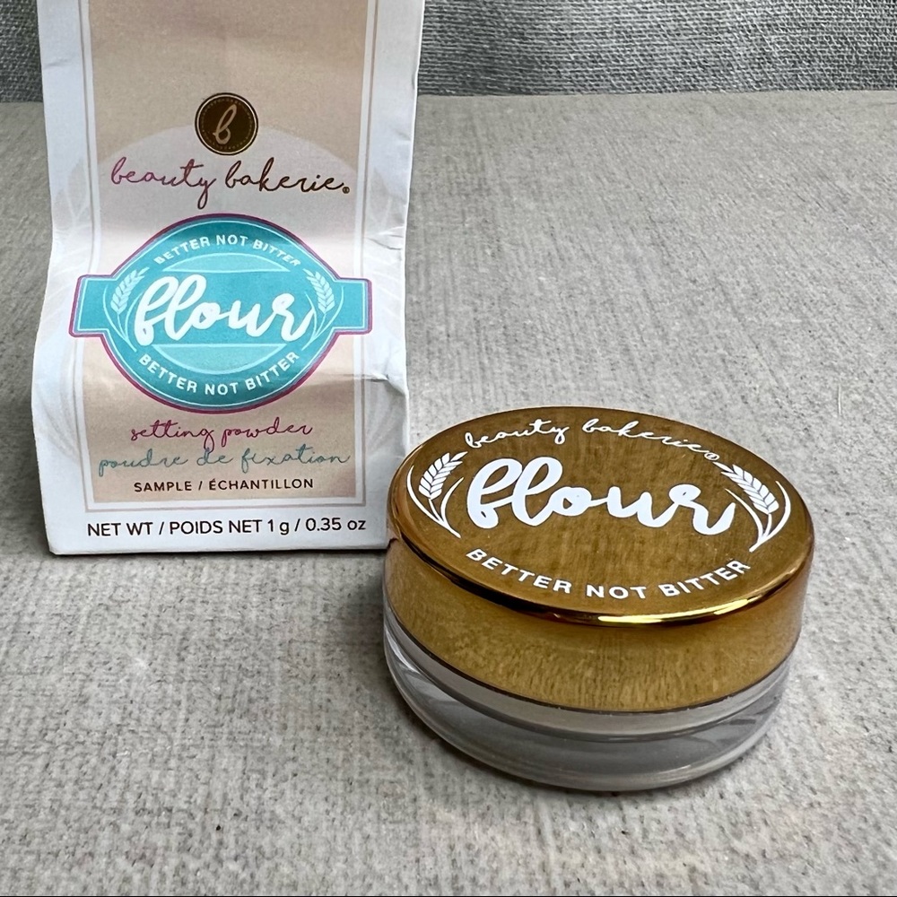 ❤️3 for $30❤️ Beauty Bakerie Face Flour Baking Powder mini in Oat (Translucent)